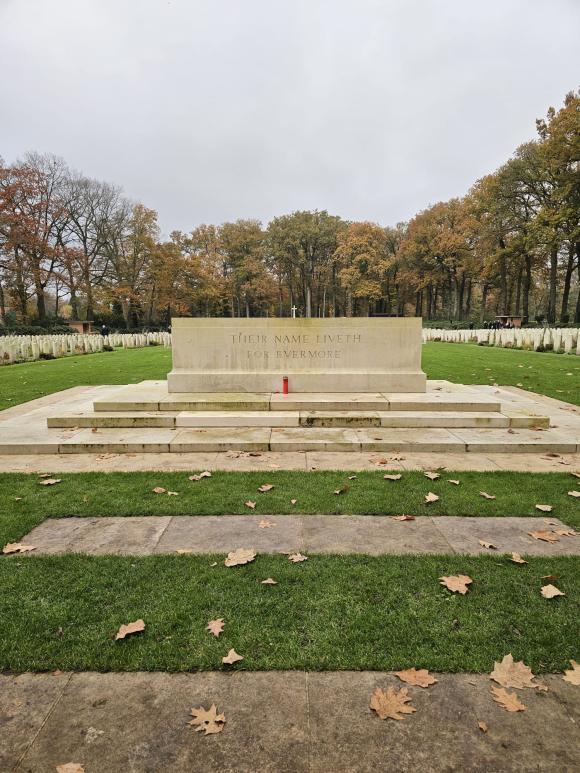 Arnhem Oosterbeek War Cemetery