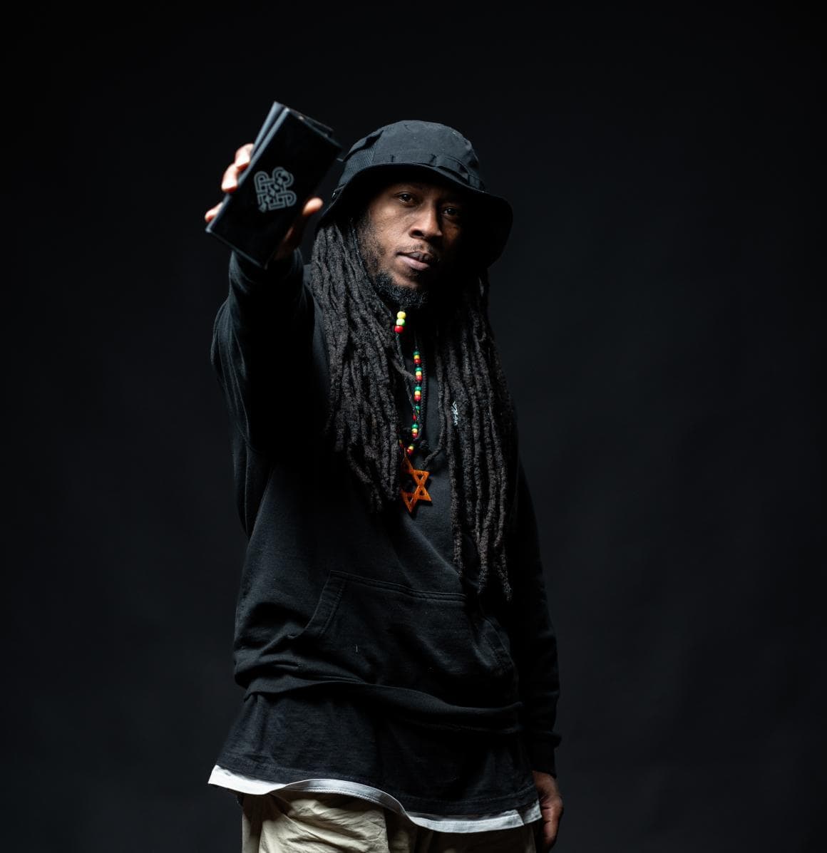 Dietrich Pott | credits Fawaka Studio & Shot By The Kid.