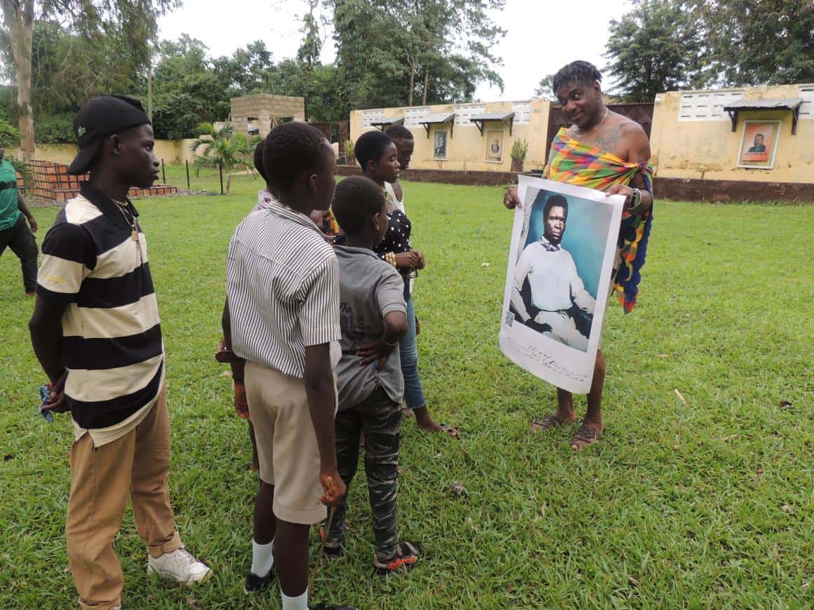 In het heden de toekomst beinvloeden met het verleden