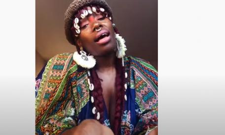 Sissy Akoma - LÍGHT