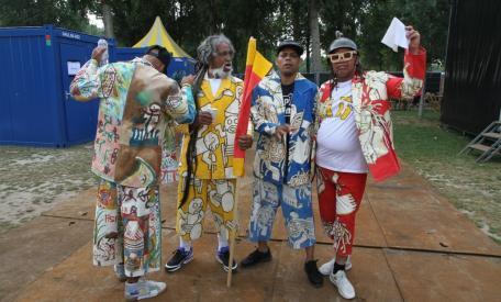 MC Pester, MC Kleurling, MC Problemchild en MC Pret