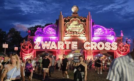 zwarte cross